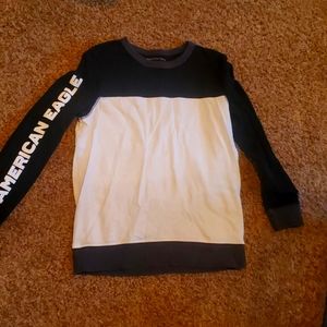American Eagle Men's shirt